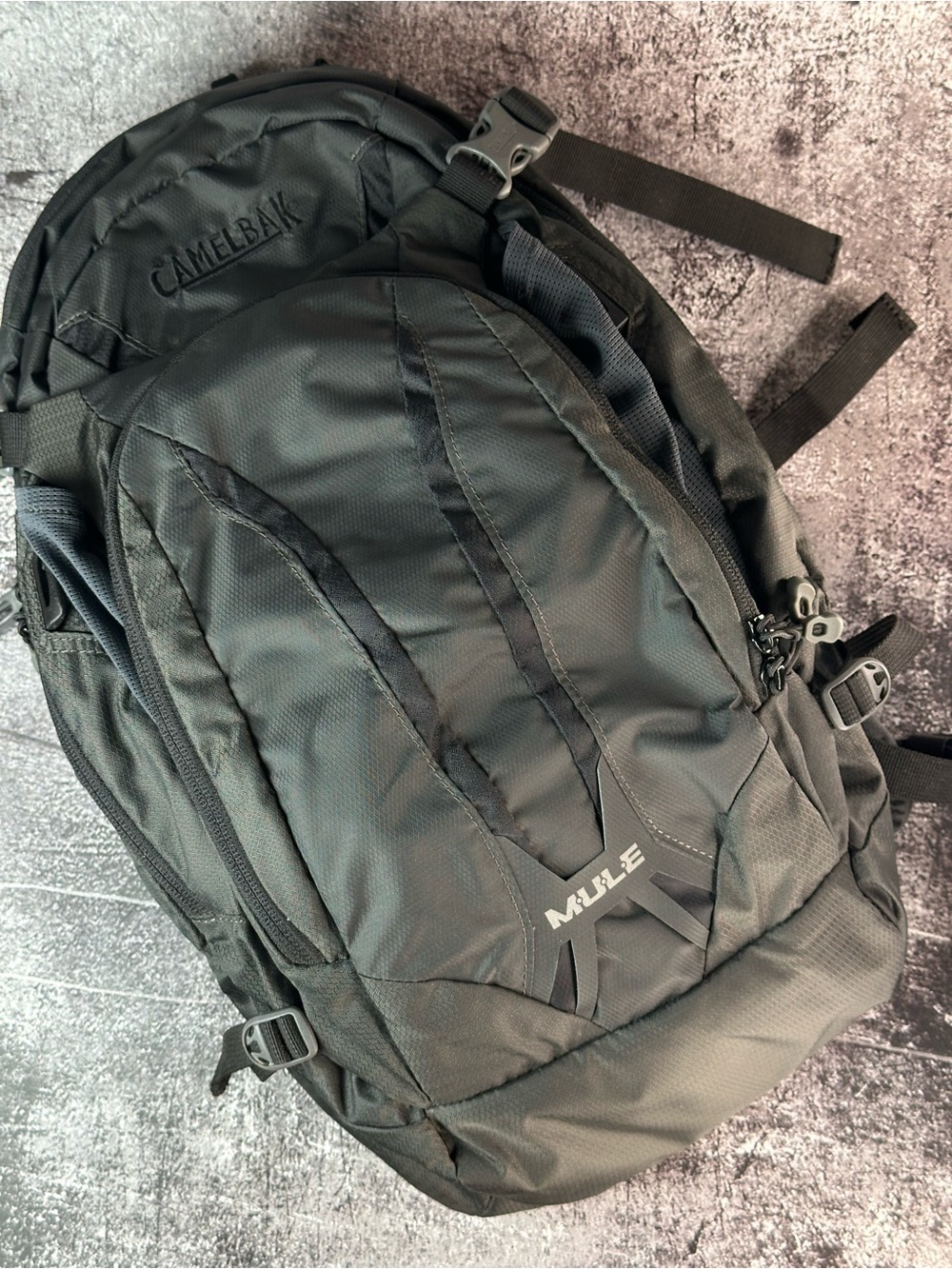 CamelBak Hydration Backpack Black Hiking Cycling Water Pack